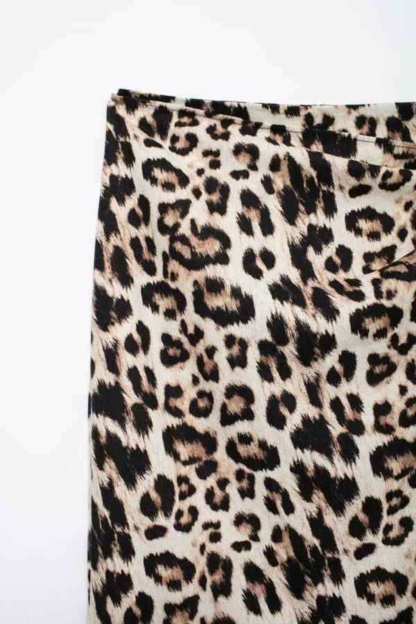 ‘Zoe’ Leopard Print Midi Skirt For Sale - Image 3