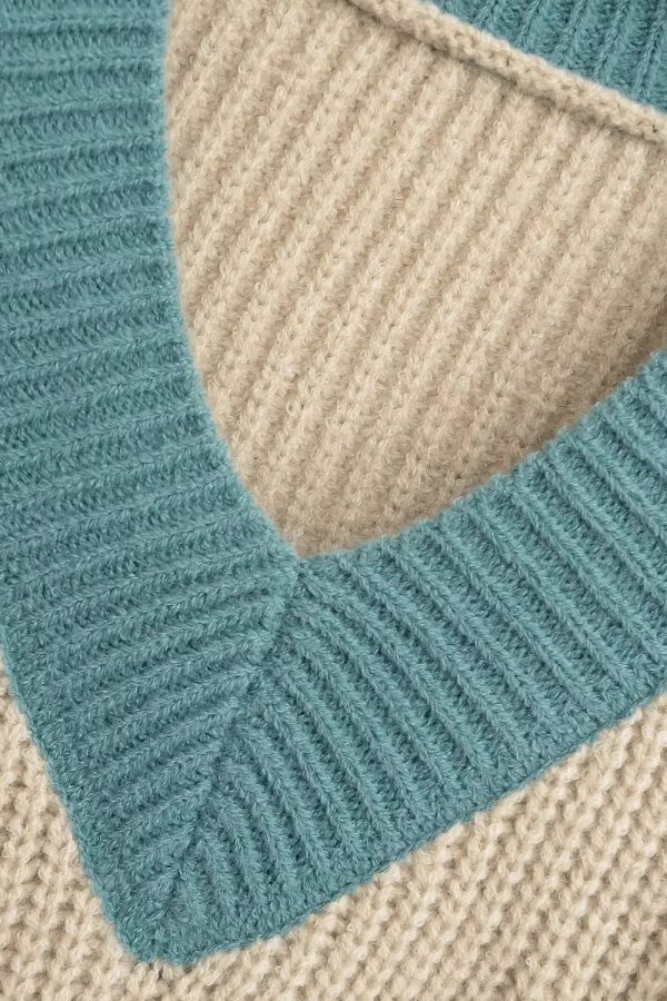 Eleanor  Color - Block V - Neck Knit Top Online - Image 5