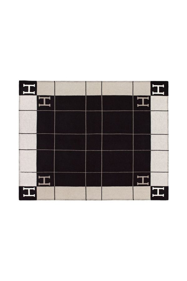 ‘Olivia’ Flannel Nap Blanket for Afternoon Naps Hot on Sale - Image 2
