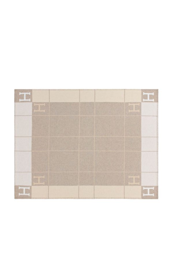 ‘Olivia’ Flannel Nap Blanket for Afternoon Naps Hot on Sale - Image 4